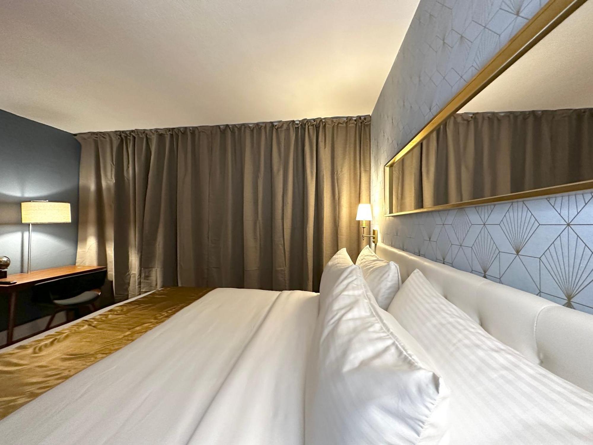 Tb Hotel Майами Экстерьер фото